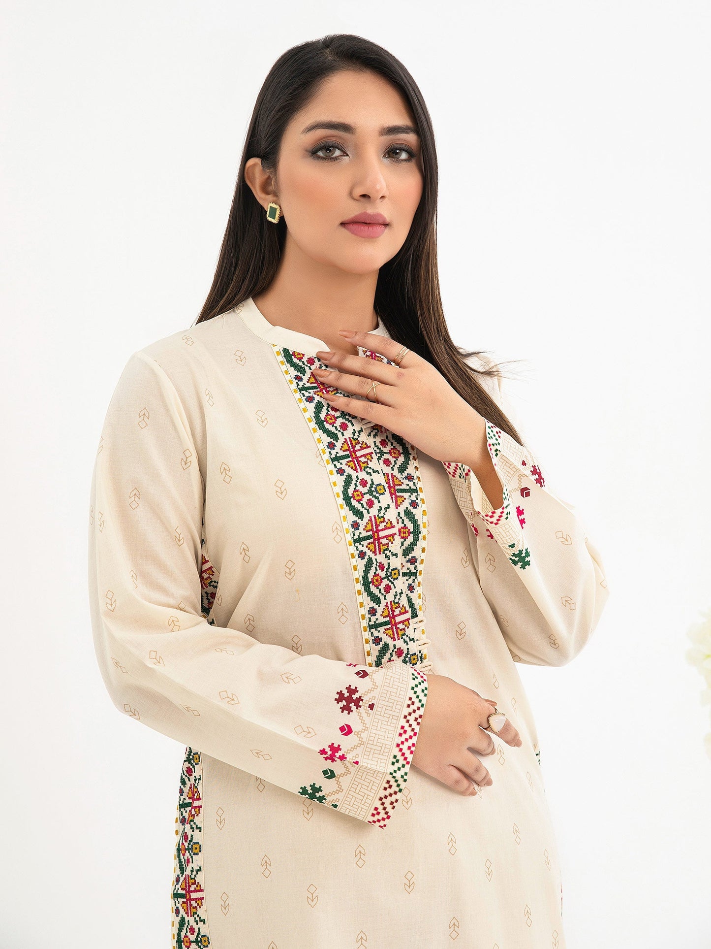 2 Piece Lawn Suit-Embroidered(Pret)