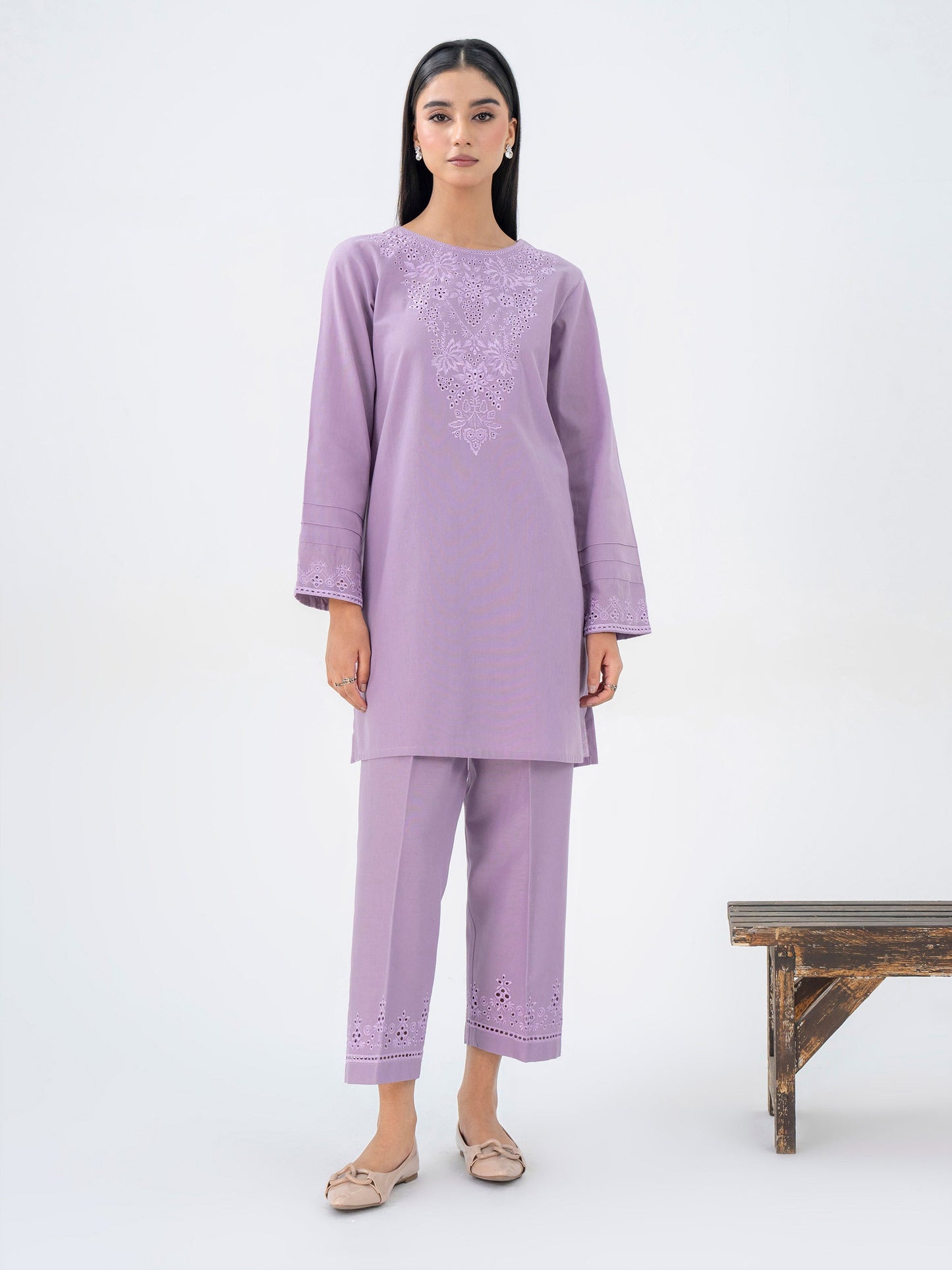 Khaddar Co-Ord Set-Embroidered (Pret)