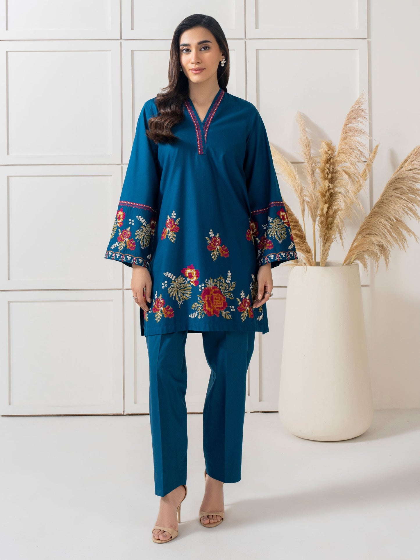 2 Piece Suit- Embroidered (Pret)