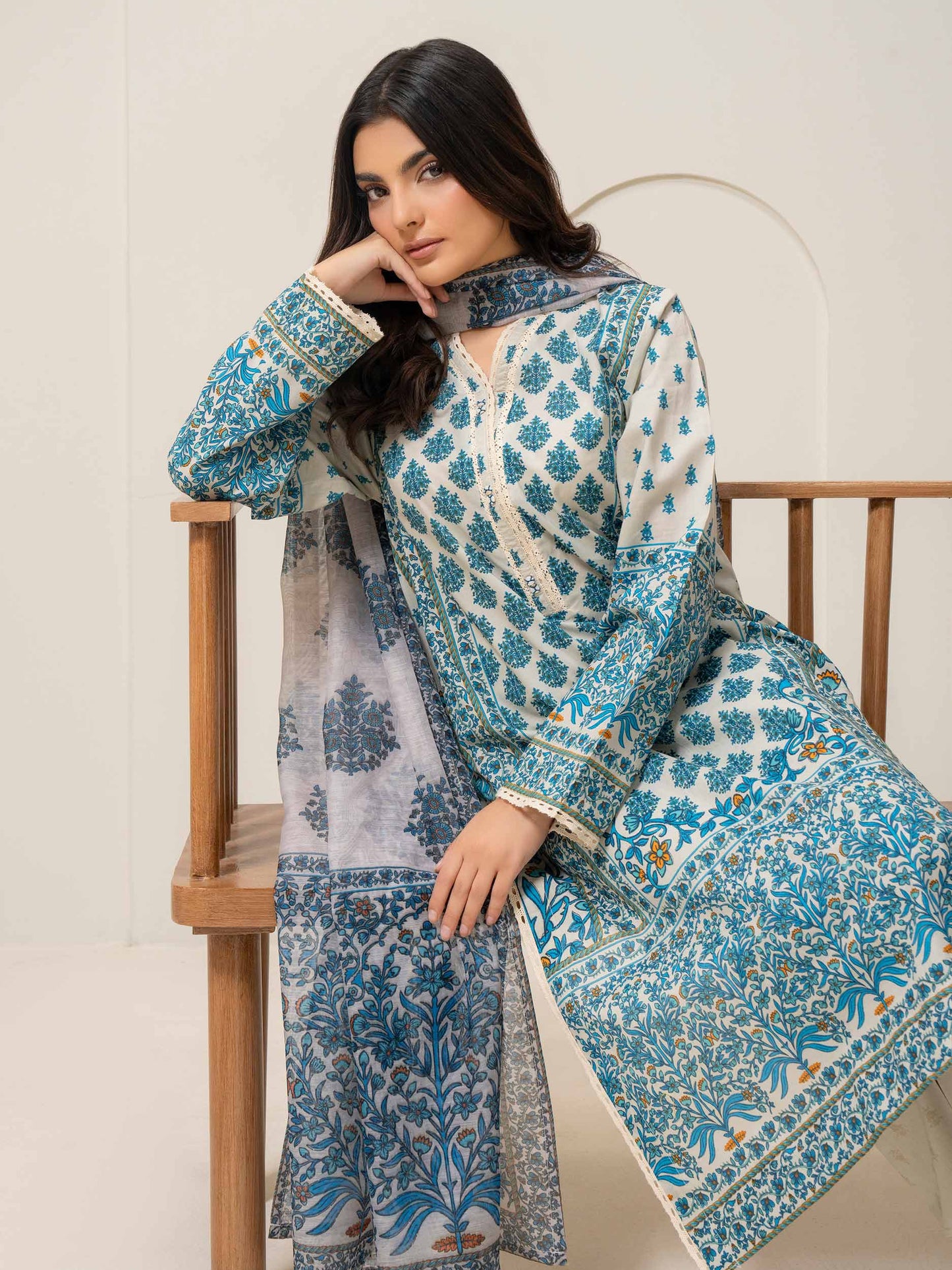 3 Piece Lawn Suit-Printed (Pret)