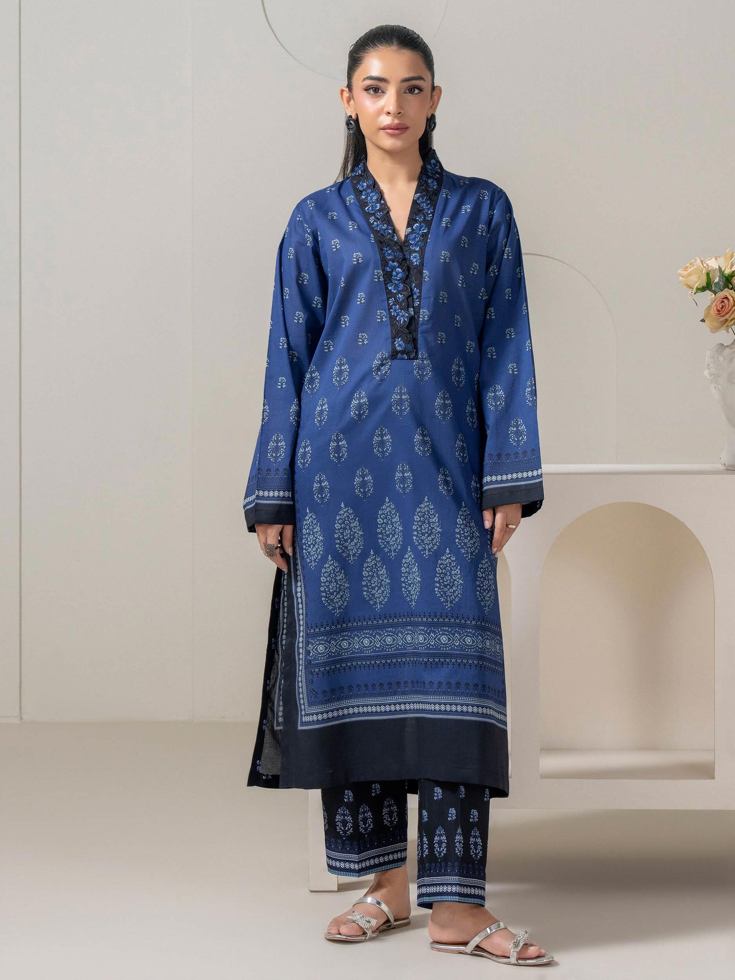 2 Piece Lawn Suit-Embroidered (Pret)