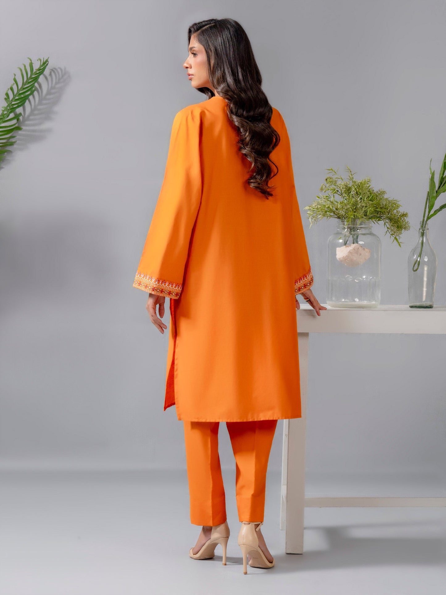 2 Piece Lawn Suit-Embroidered (Pret)