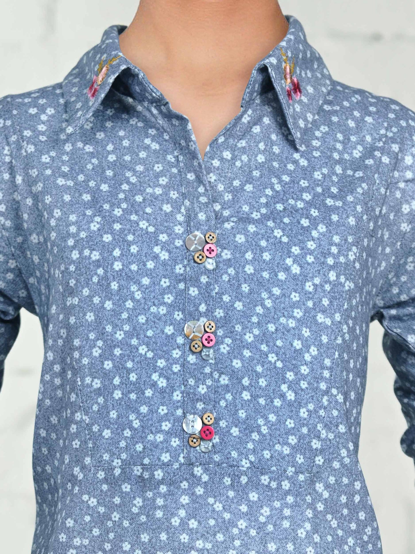 2 Piece Khaddar Suit- Embroidered (Pret)
