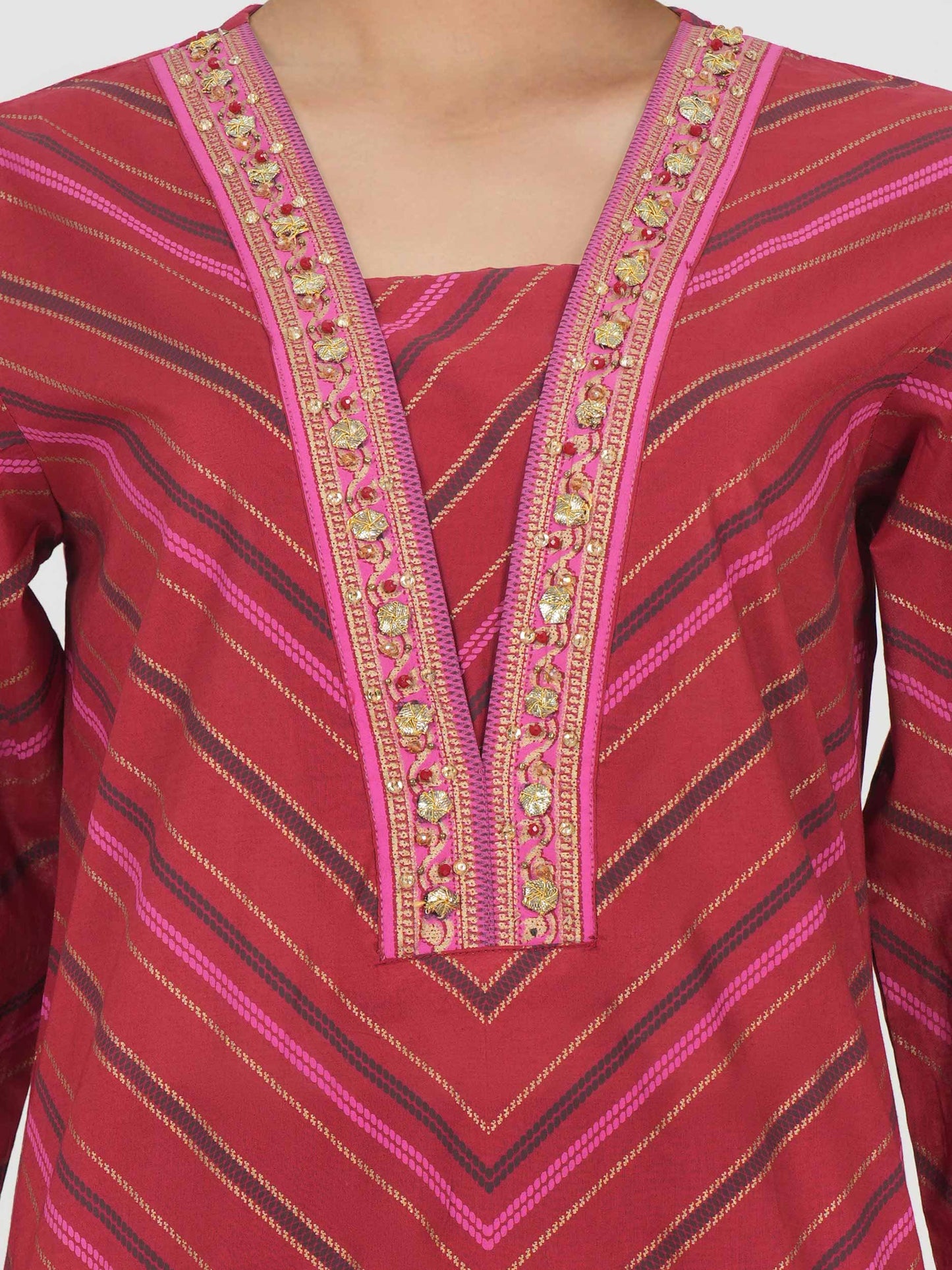 2 Piece Lawn Suit- Embroidered (Pret)