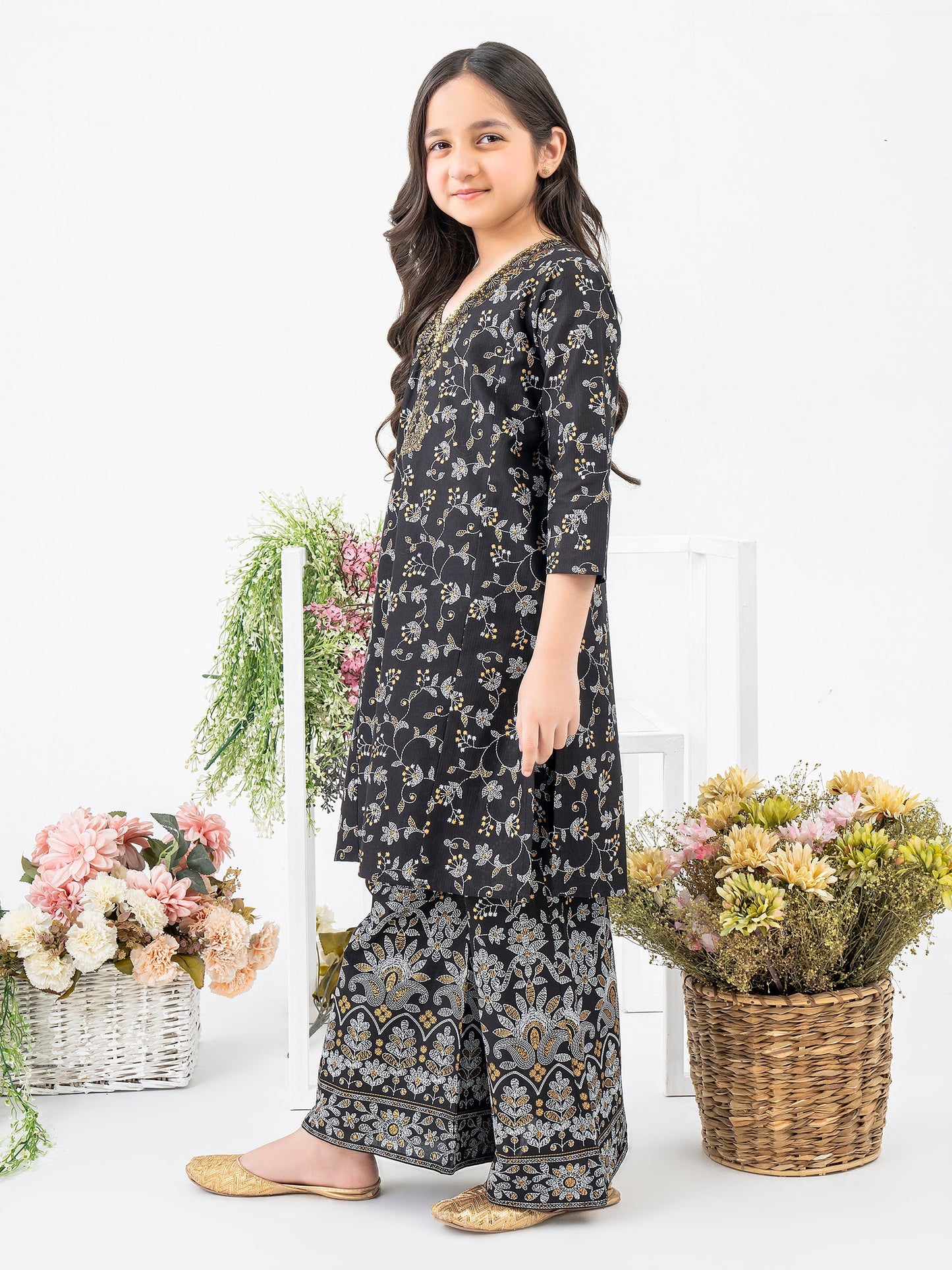 3 Piece Lawn Suit-Embroidered