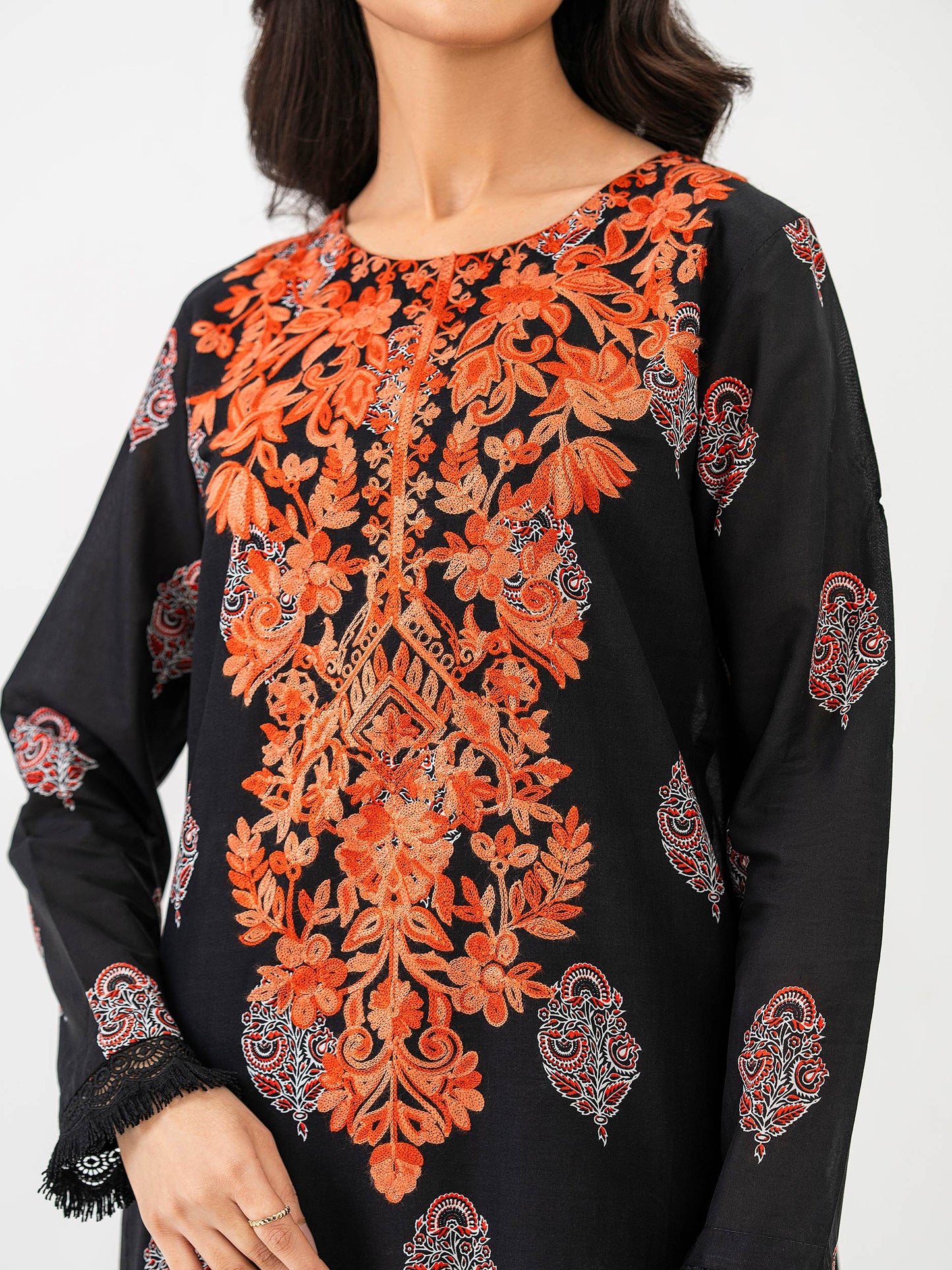 2 Piece Lawn Suit-Embroidered (Pret)