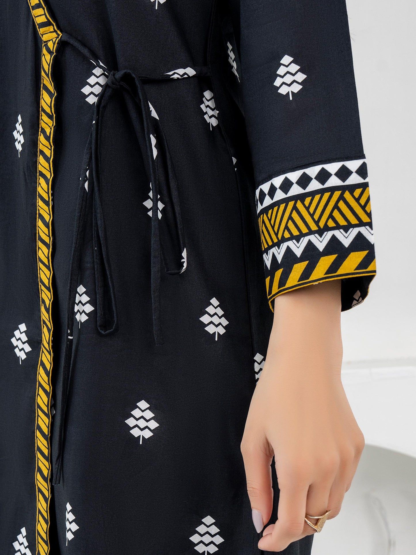 2 Piece Lawn Suit-Printed (Pret)