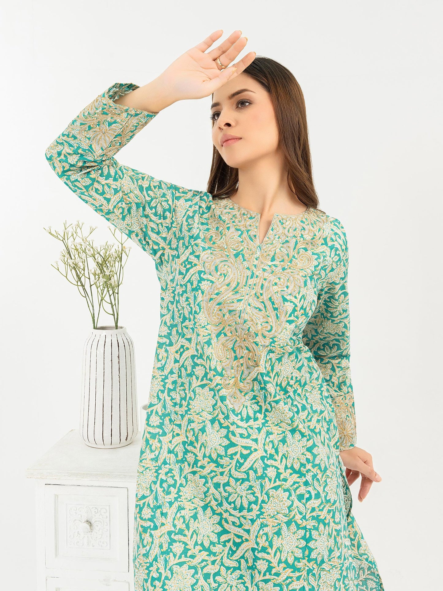 2 Piece Lawn Suit-Embroidered (Pret)