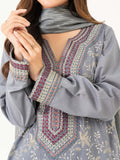 3-piece-lawn-suit-embroidered(pret)