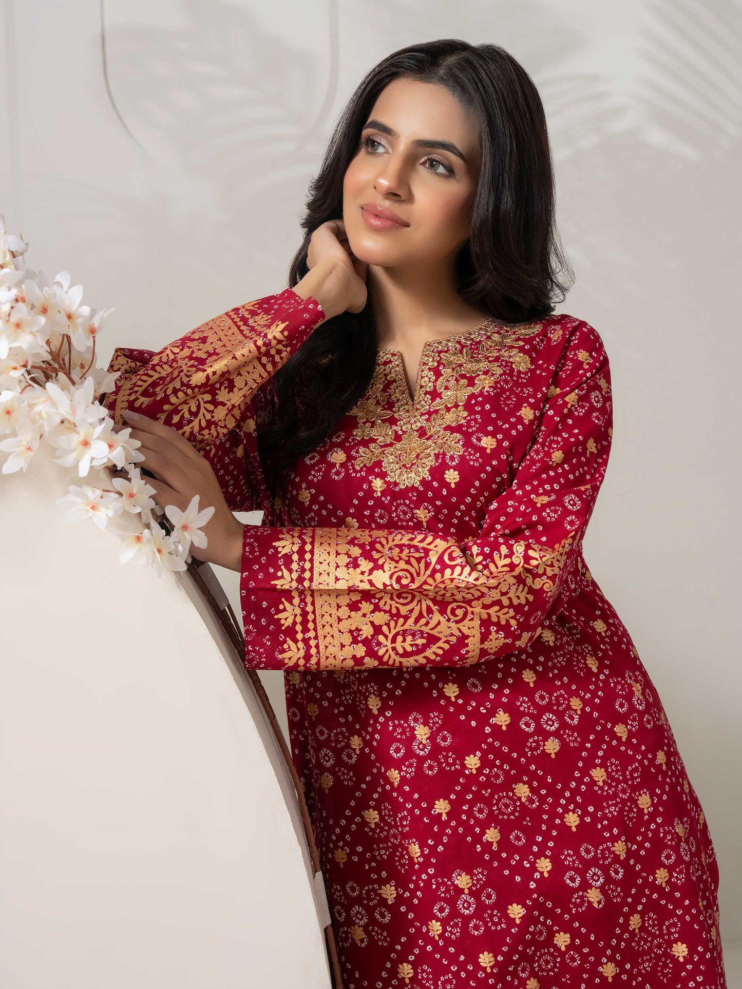 2 Piece Cambric Suit-Embroidered (Pret)