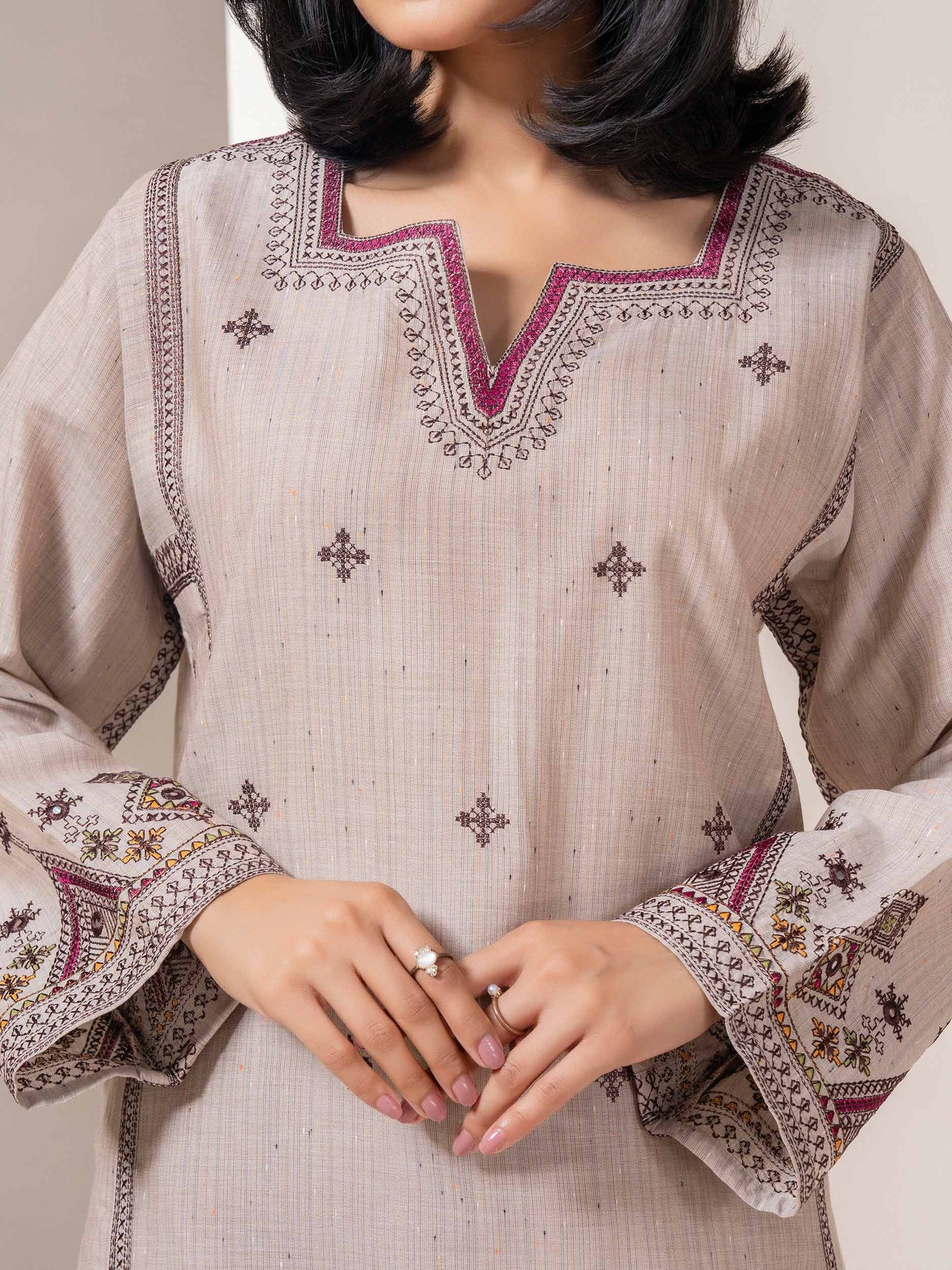 2 Piece Yarn Dyed Suit-Embroidered (Pret)