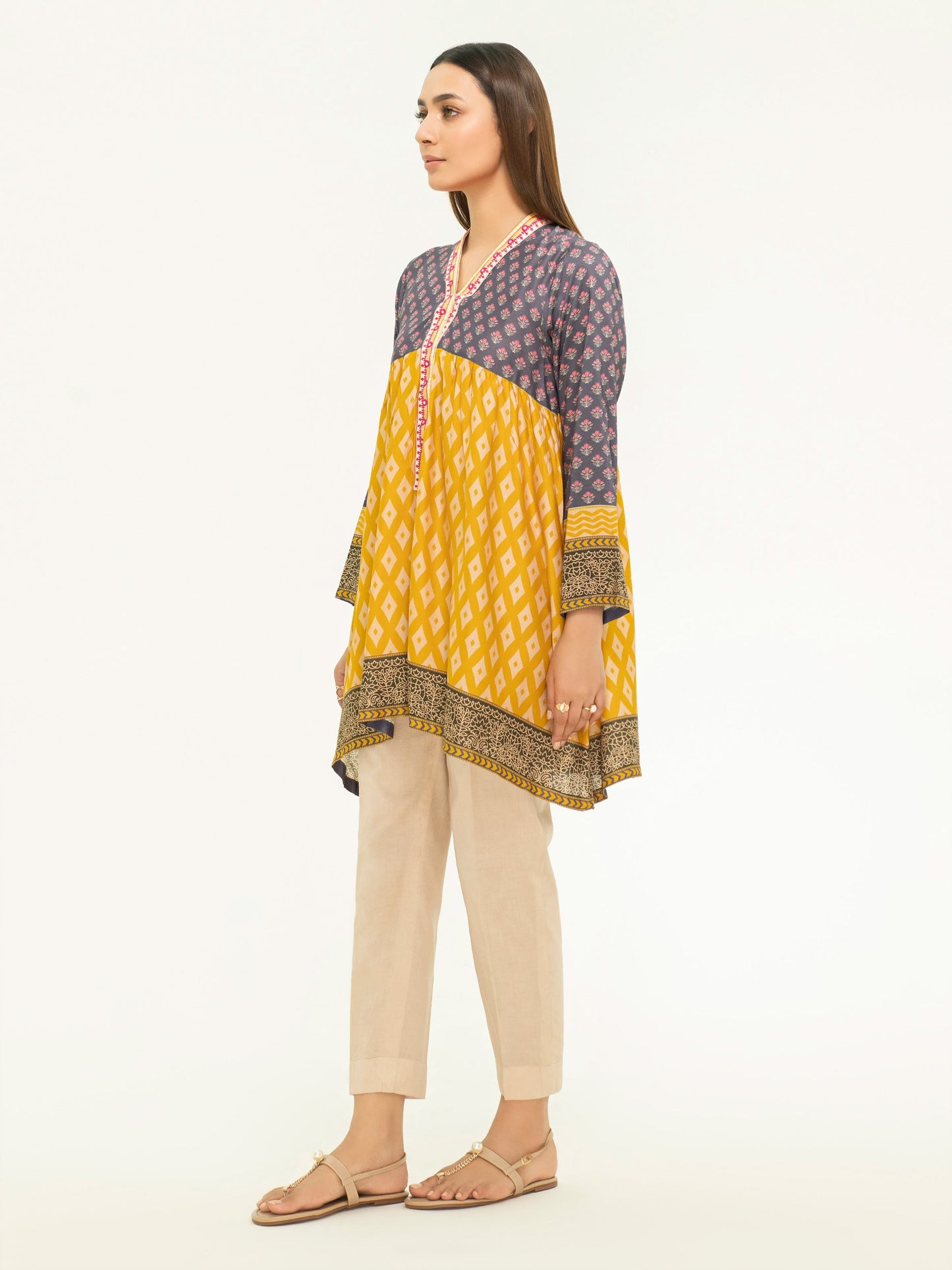 Linen Kurti-Embroidered (Pret)