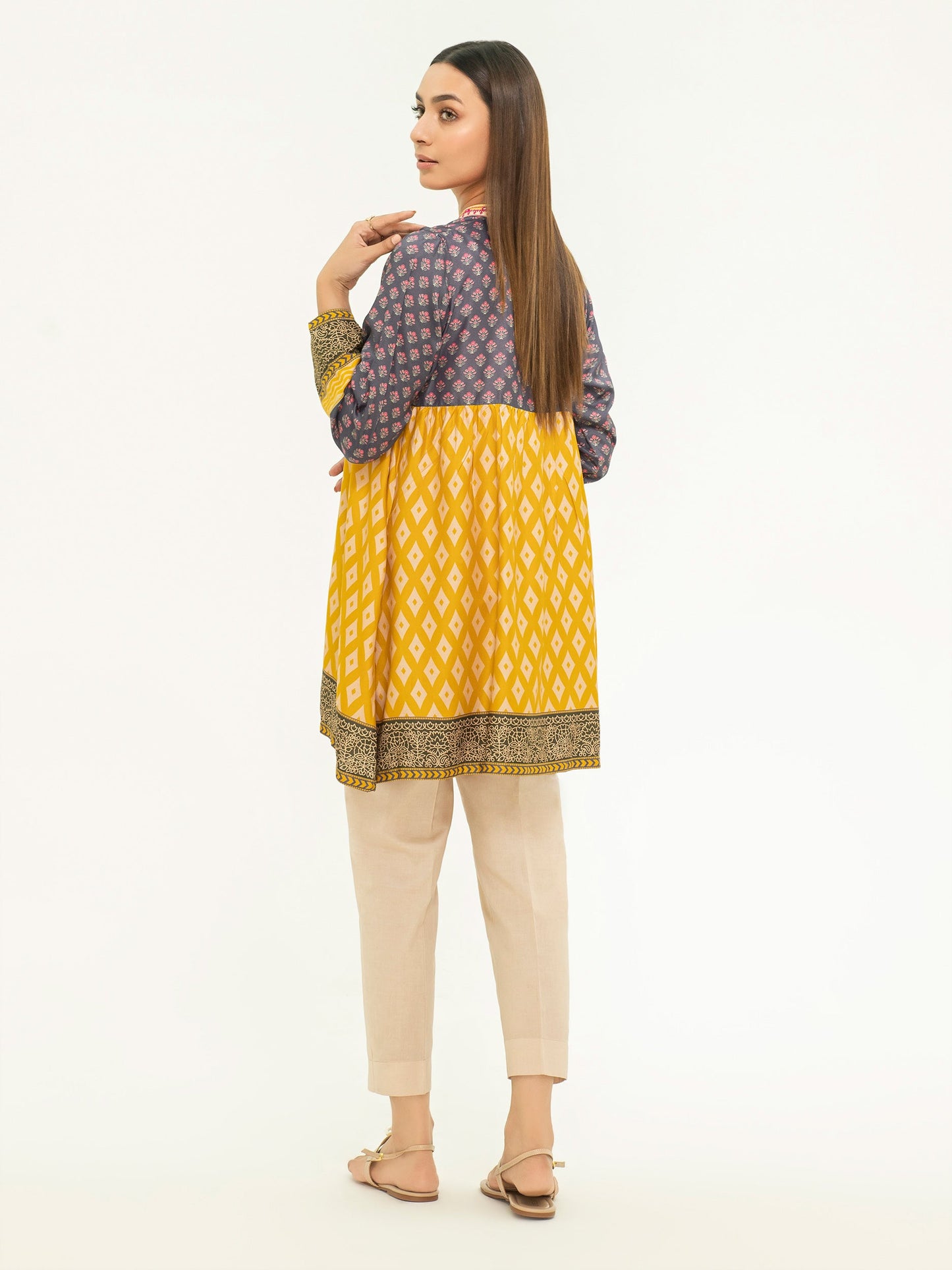 Linen Kurti-Embroidered (Pret)