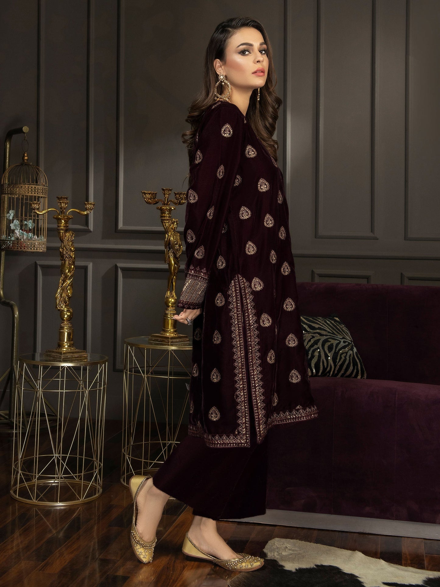 2 Piece Velvet Suit-Embroidered (Pret)