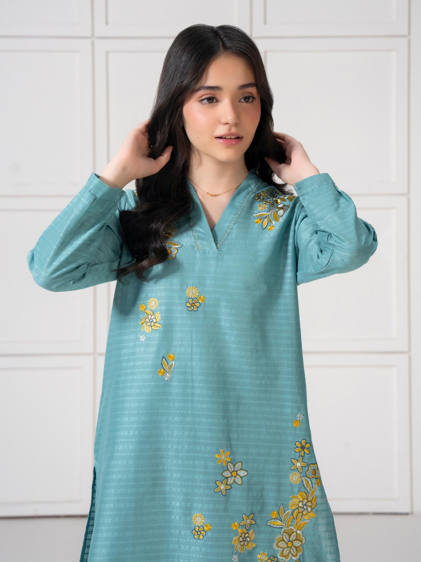 2 Piece Lawn Suit-Embroidered