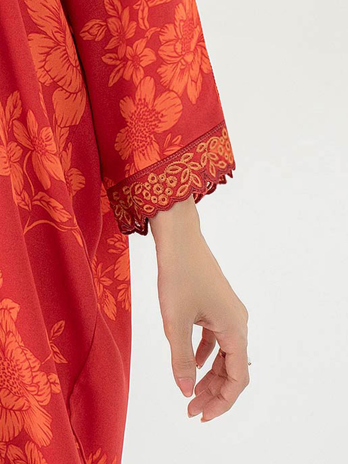 Grip Kaftan-Embroidered (Pret)