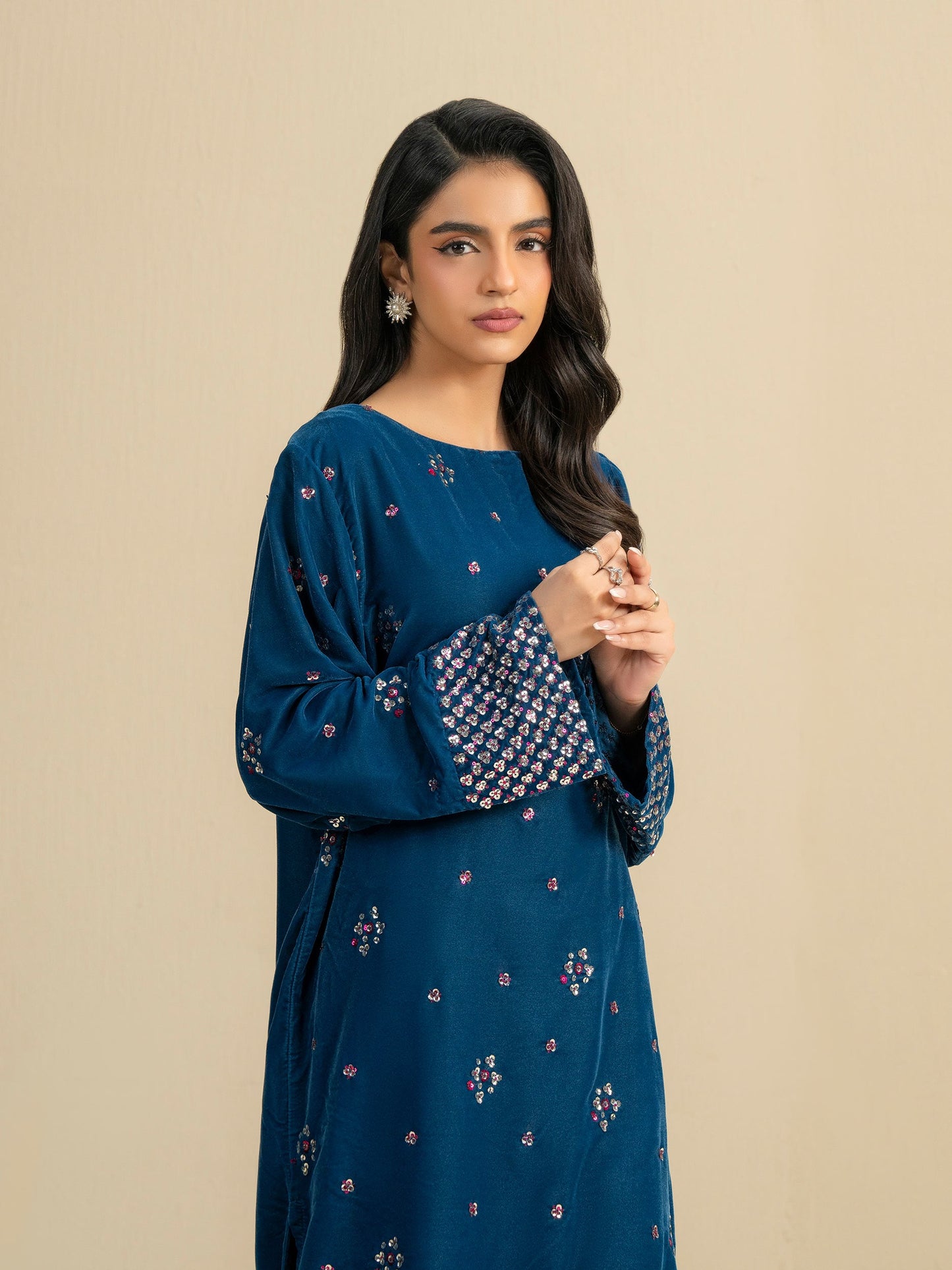 2 Piece Velvet Suit-Embellished (Pret)