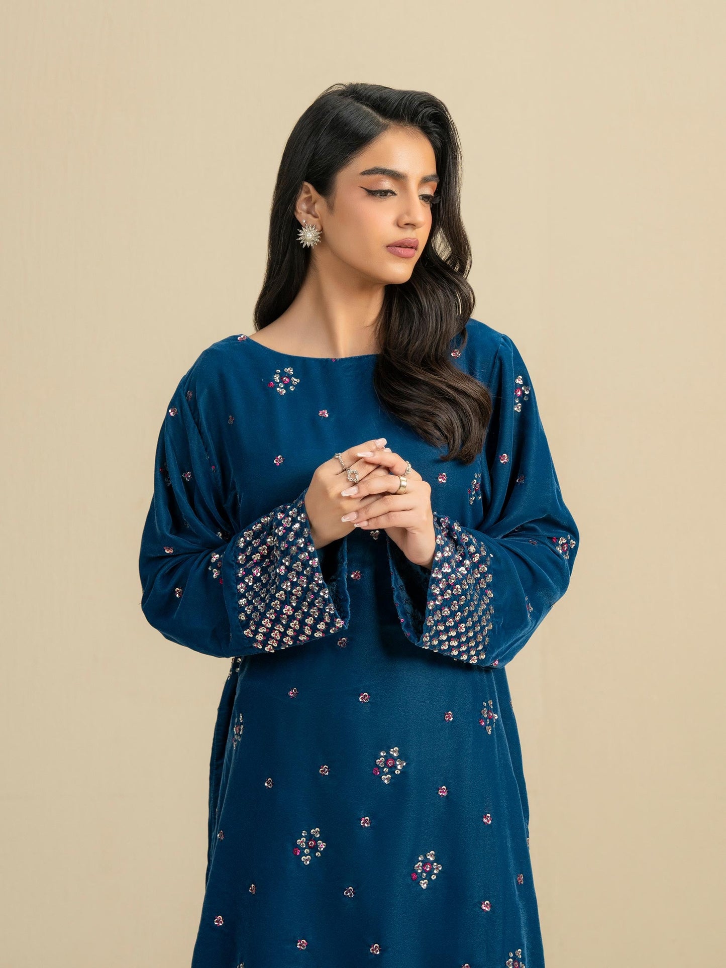 2 Piece Velvet Suit-Embellished (Pret)