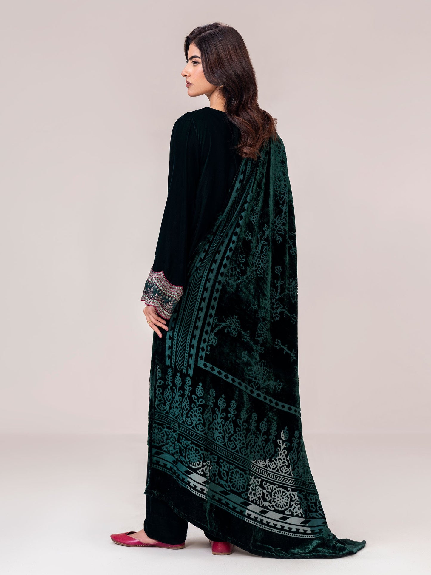 3 Piece Velvet Suit- Embroidered (Pret)