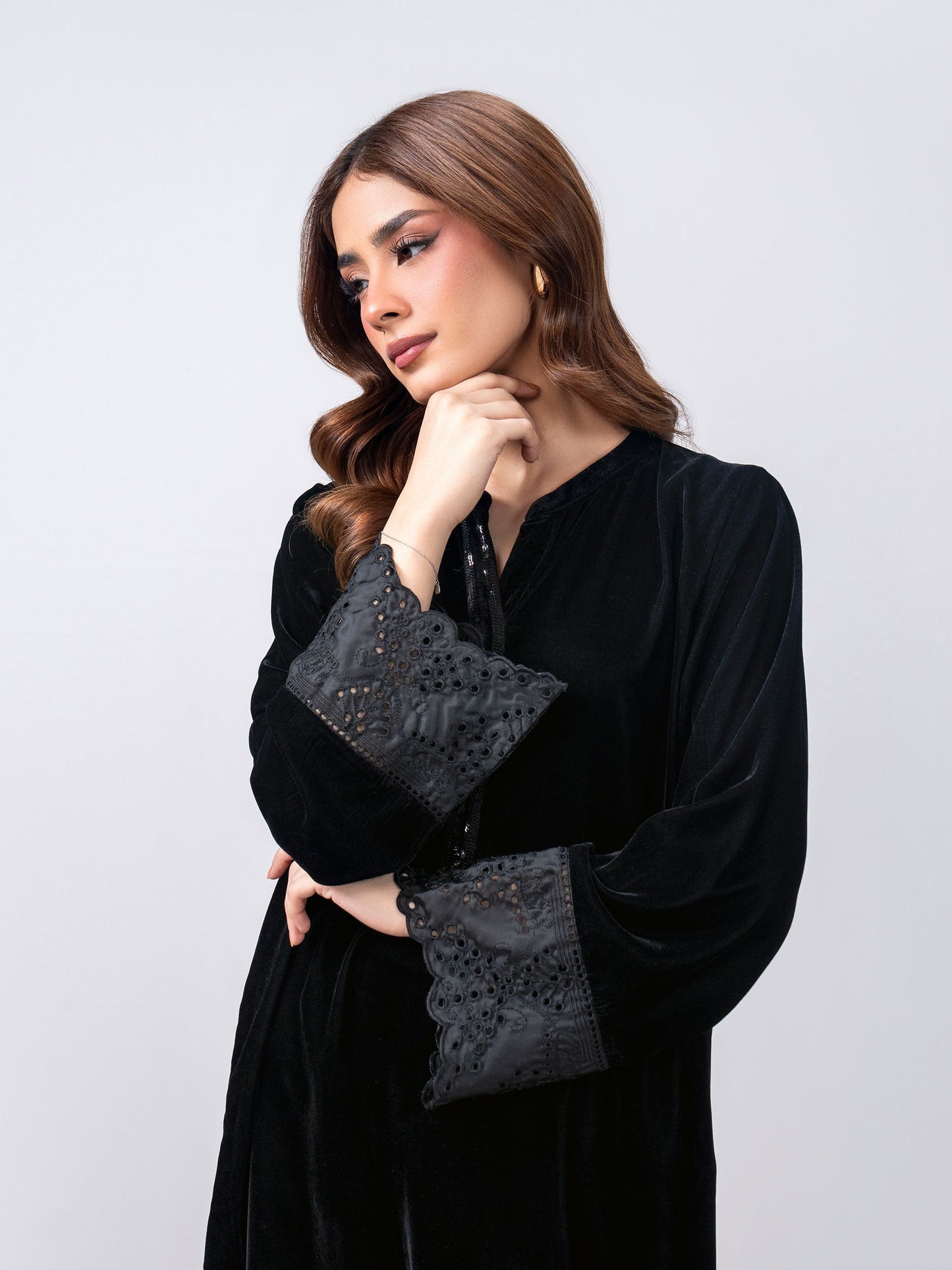 2 Piece Velvet Suit- Embroidered (Pret)