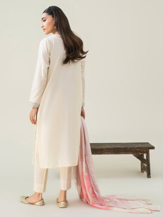 3-piece-lawn-suit-embroidered-(pret)