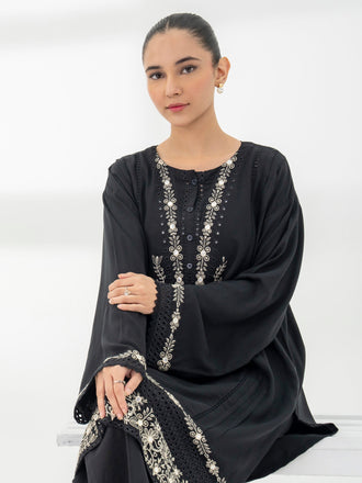 stone-shirt-embroidered-(pret)