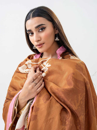 3-piece-khaddar-suit-embroidered-(pret)