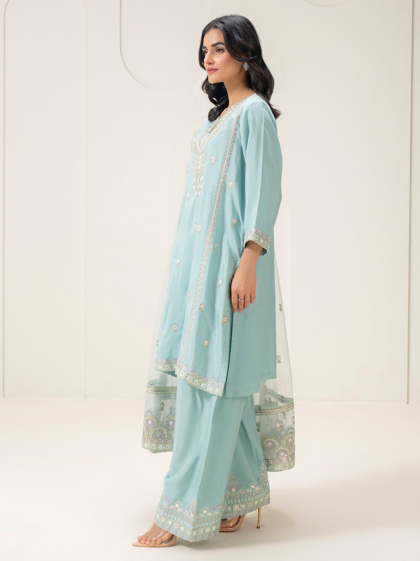 3 Piece Chiffon Suit-Embroidered (Pret)