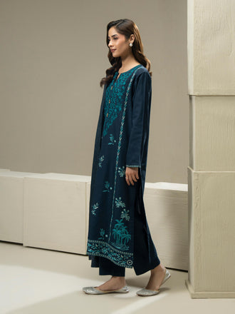 3-piece-khaddar-suit-embroidered-(pret)
