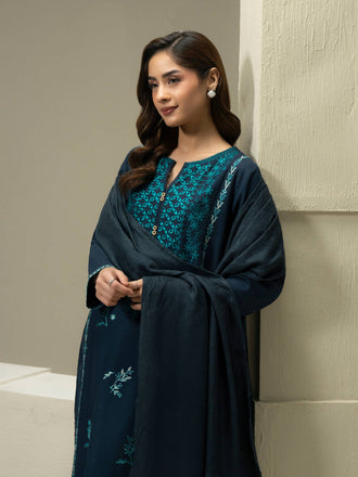 3-piece-khaddar-suit-embroidered-(pret)