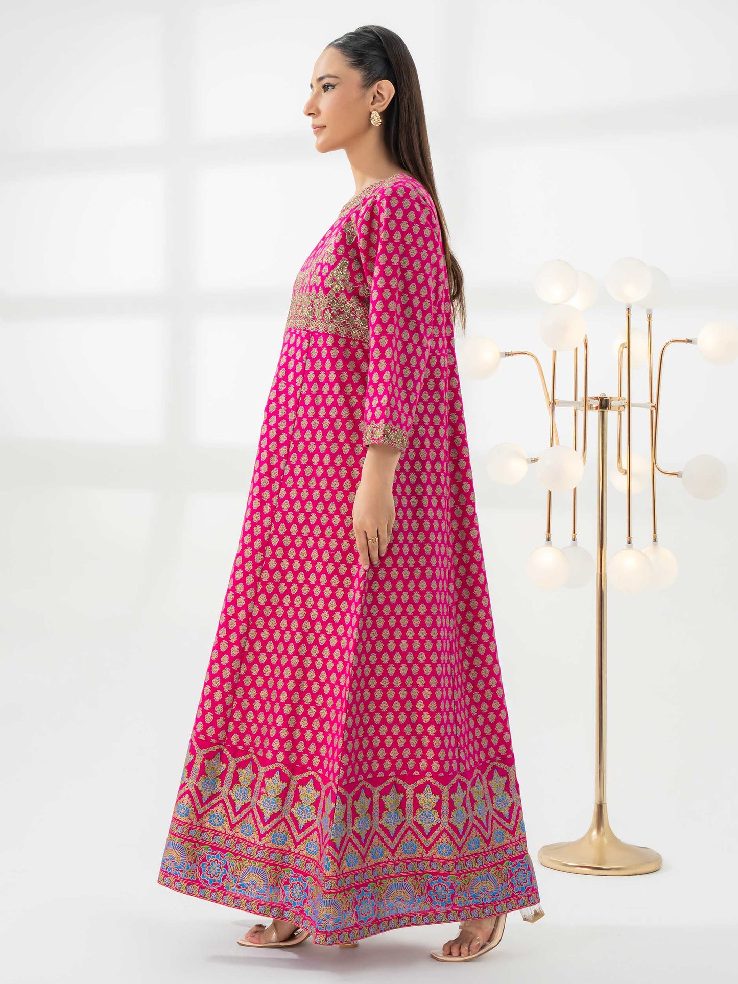 2 Piece Khaddar Suit-Embroidered (Pret)