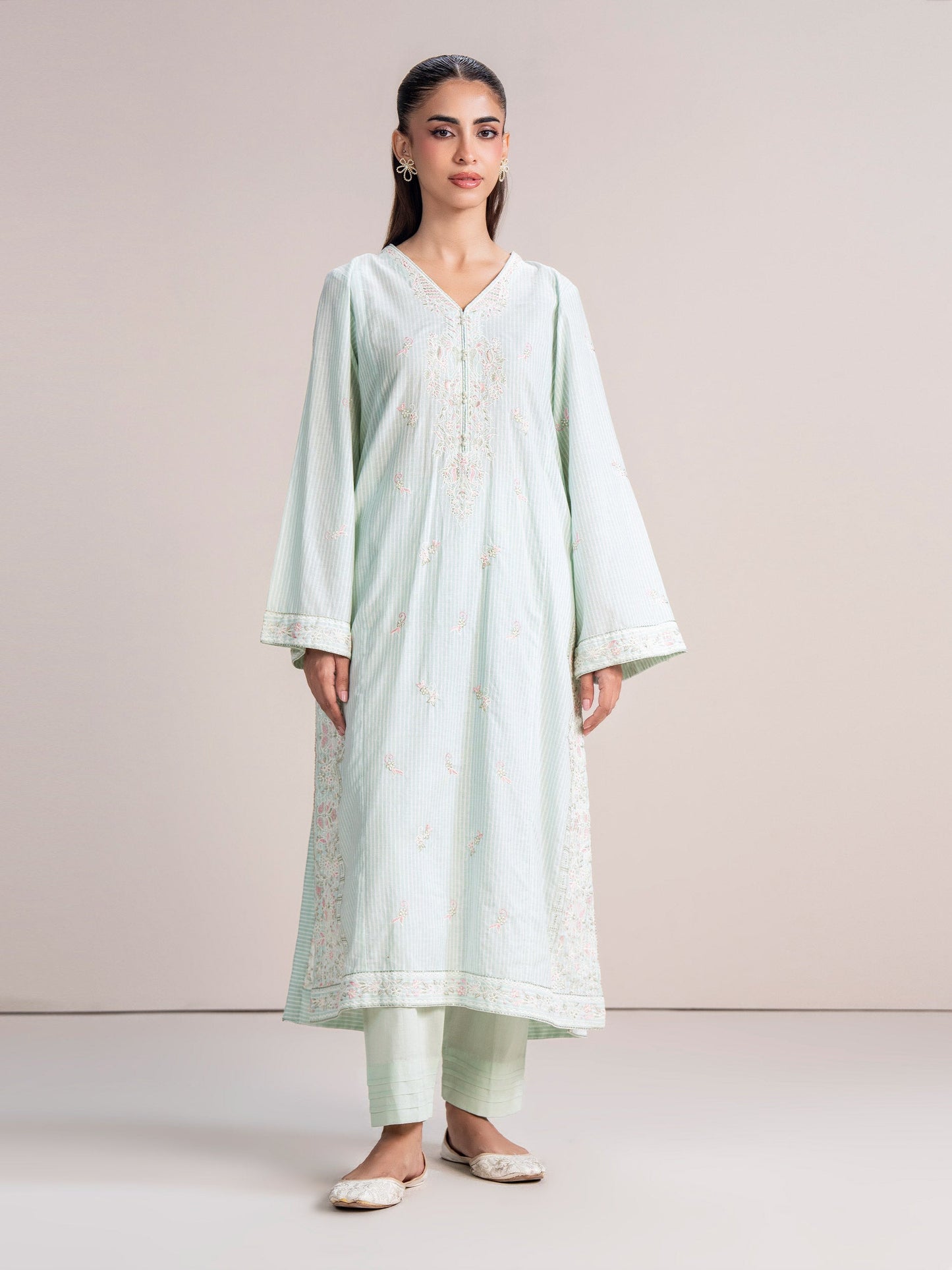 2 Piece Yarn Dyed Suit- Embroidered (Pret)