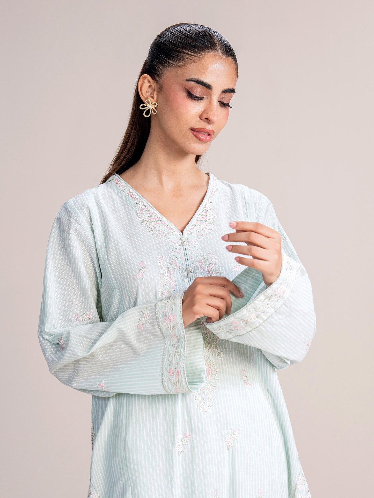 2 Piece Yarn Dyed Suit- Embroidered (Pret)