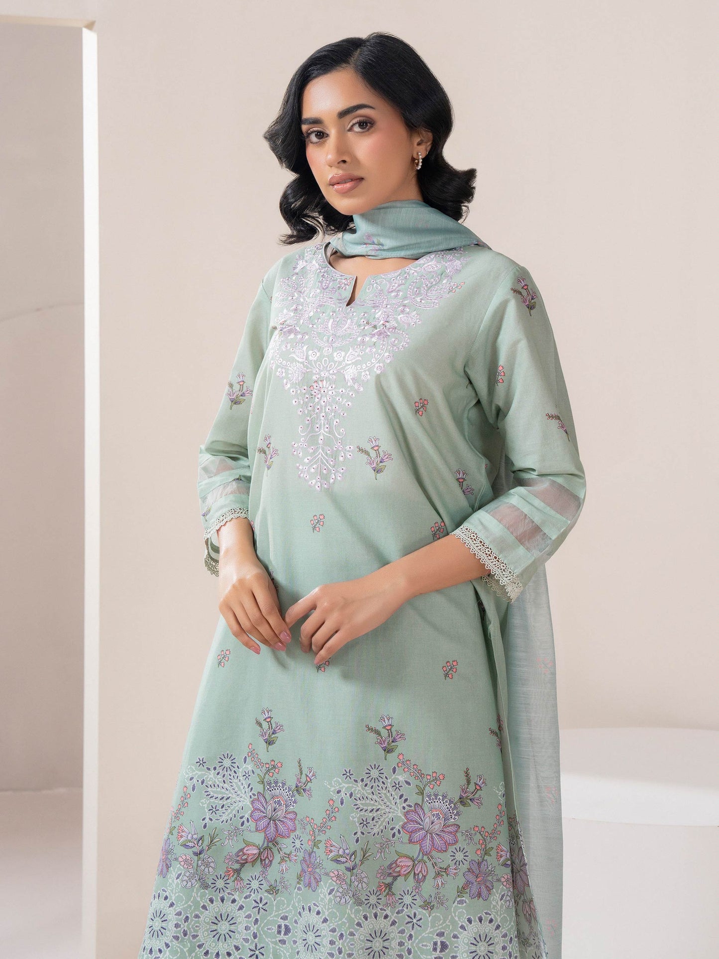 3 Piece Lawn Suit-Embroidered (Pret)
