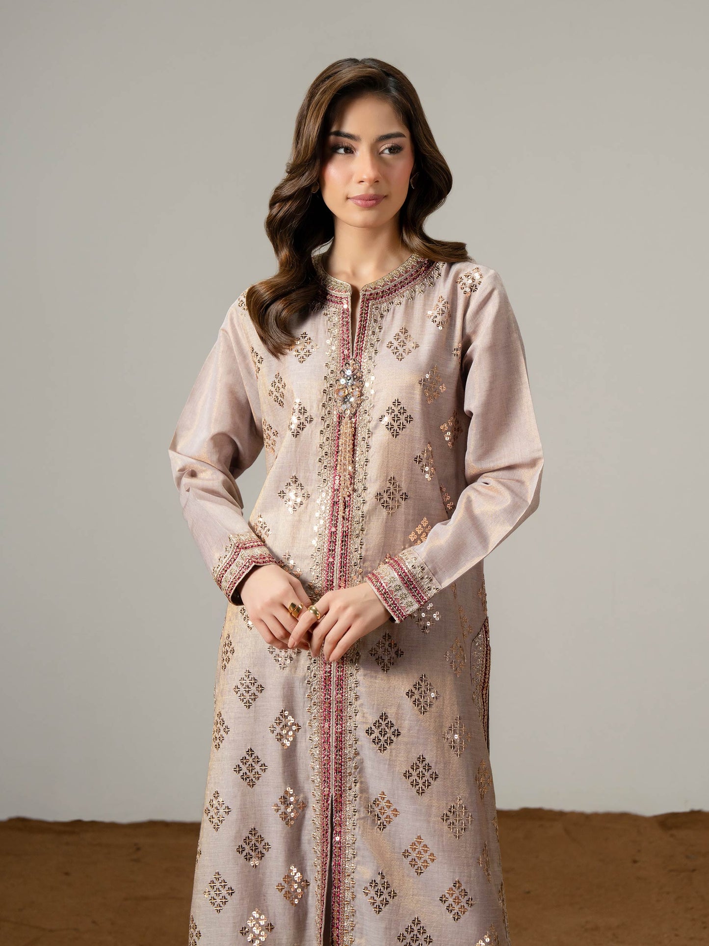 2 Piece Lawn Suit-Embroidered (Pret)