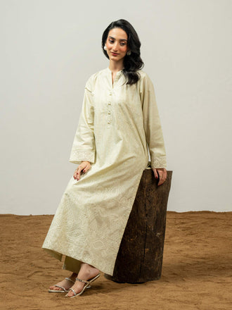 2-piece-zari-suit-embroidered-(pret)