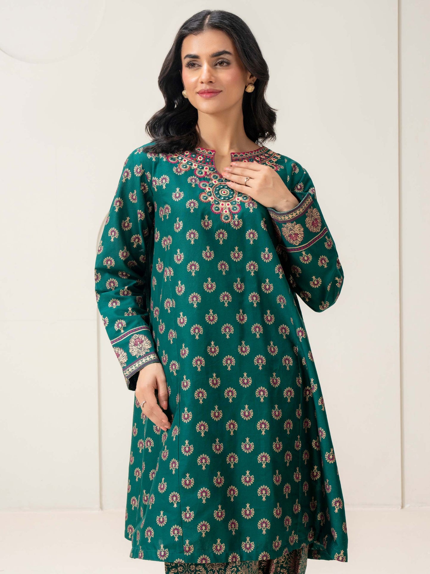 2 Piece Lawn Suit-Embroidered (Pret)