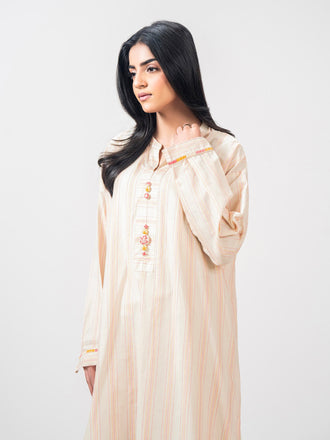 2-piece-yarn-dyed-suit--embroidered-(pret)