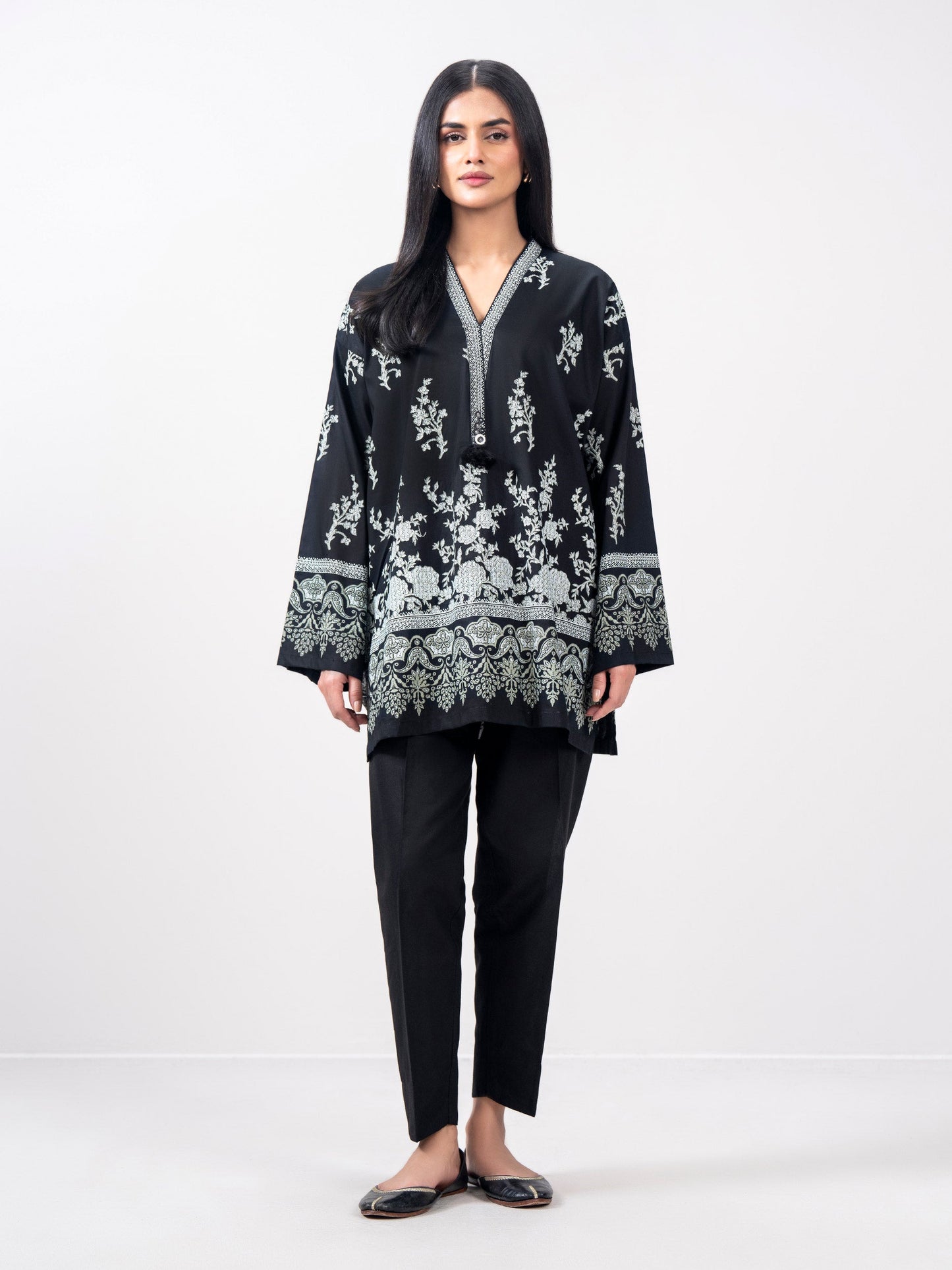 Cambric Kurti (Pret)