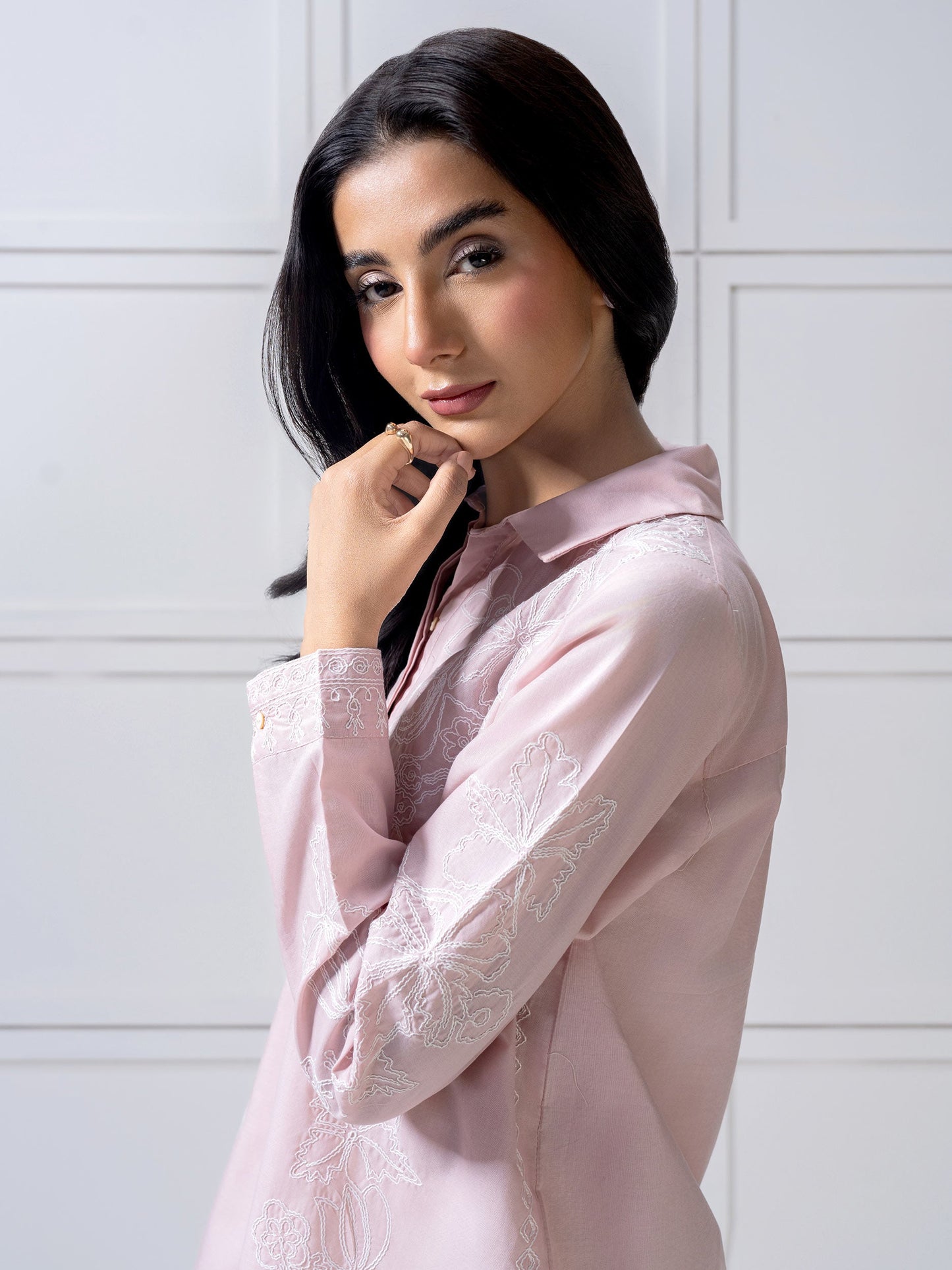 Cambric Top-Embroidered (Pret)