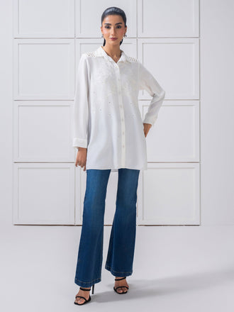 embroidered-grip-top