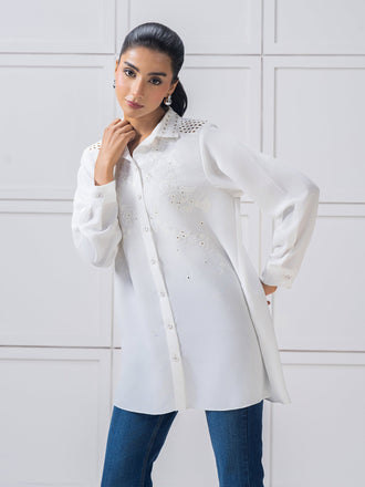 embroidered-grip-top