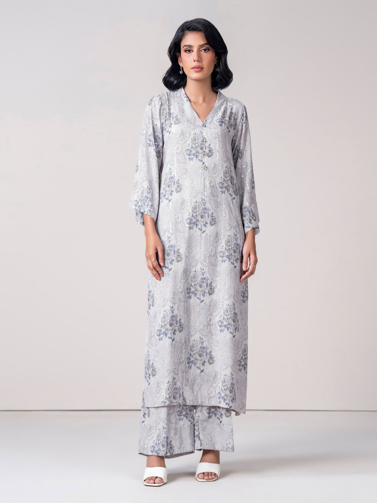 2 Piece Grip Suit- Embroidered (Pret)