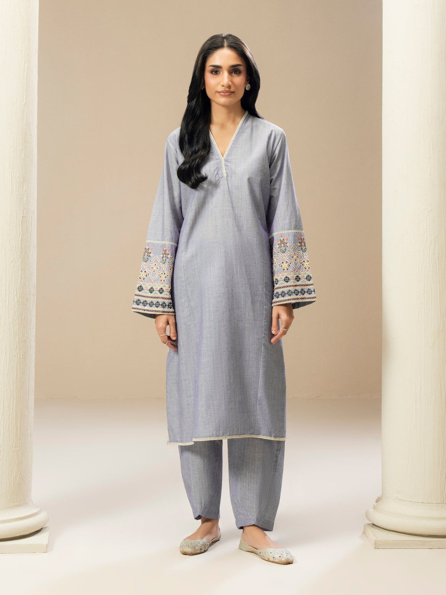 2 Piece Yarn Dyed Suit- Embroidered (Pret)
