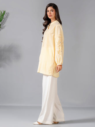 yarn-dyed-top-embroidered-(pret)