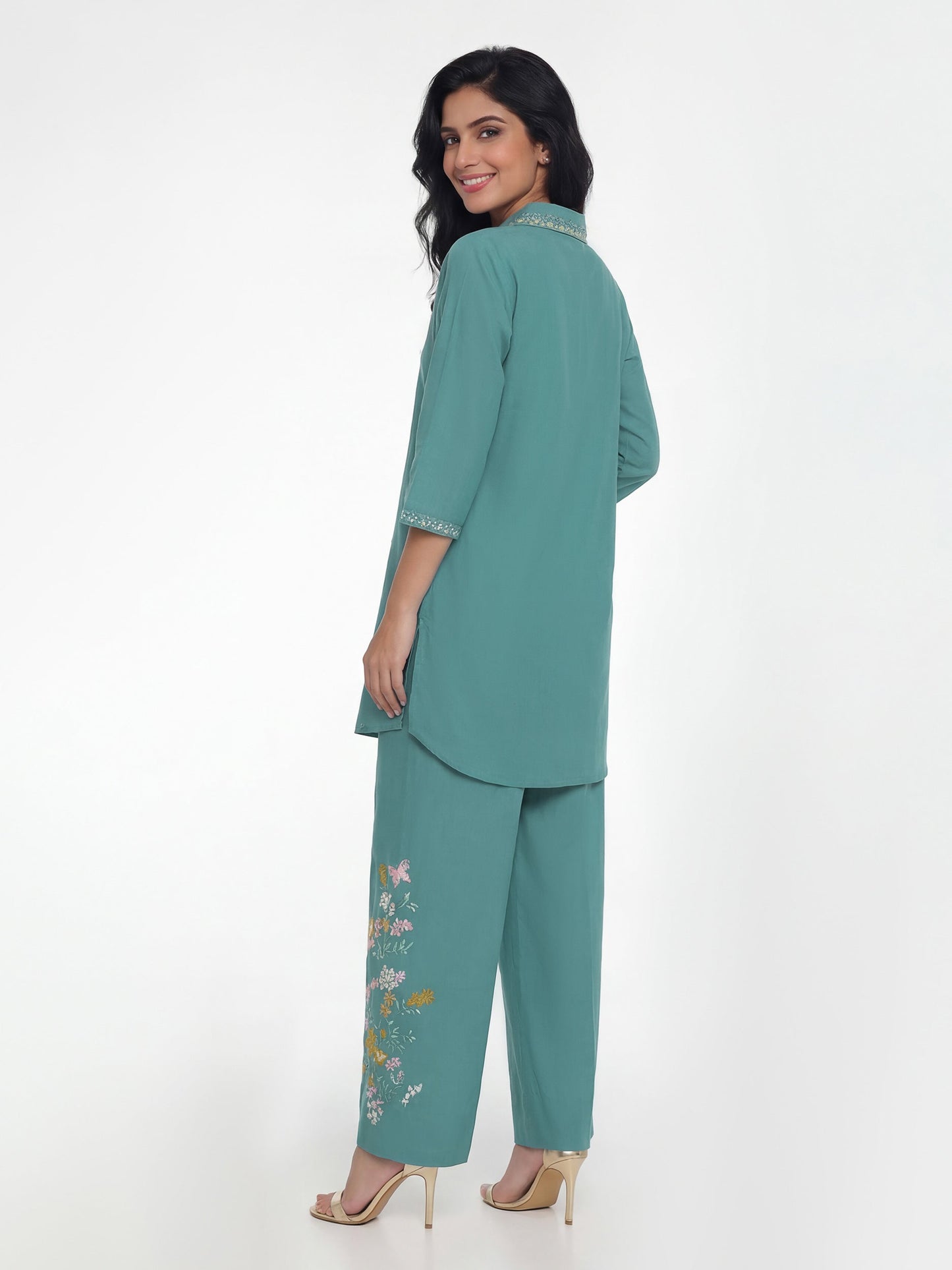 2 Piece Lawn Slub Suit- Embroidered (Pret)