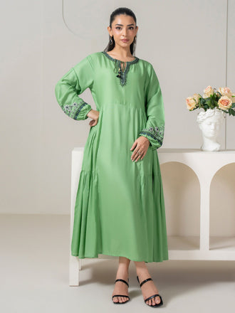 lawn-frock-embroidered-(pret)