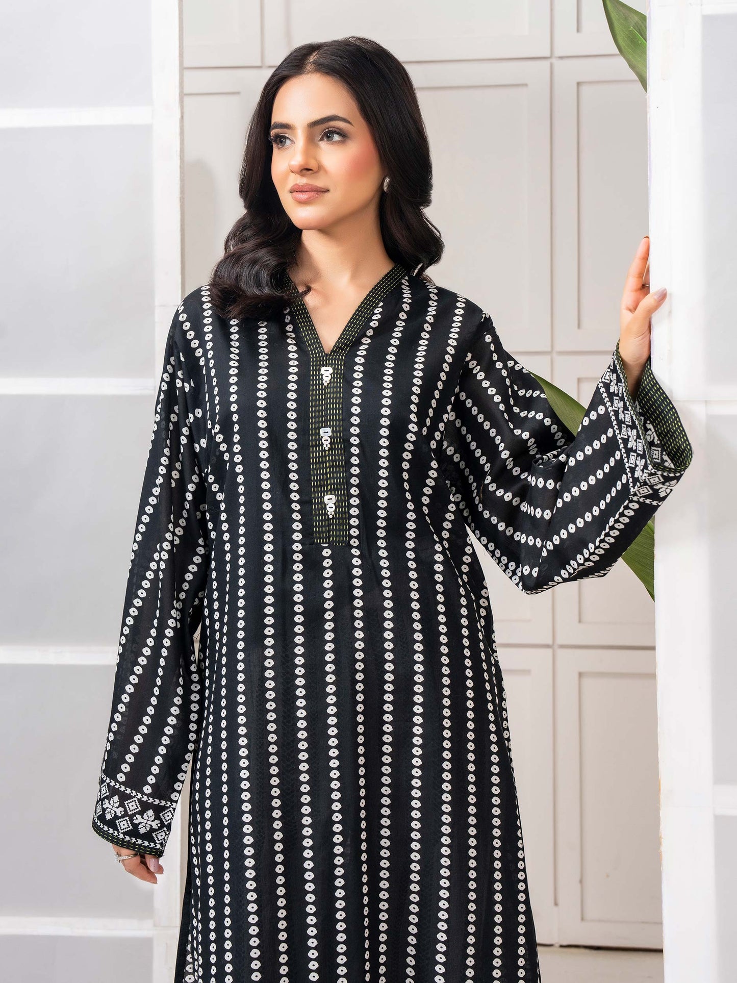 2 Piece Lawn Suit-Printed (Pret)