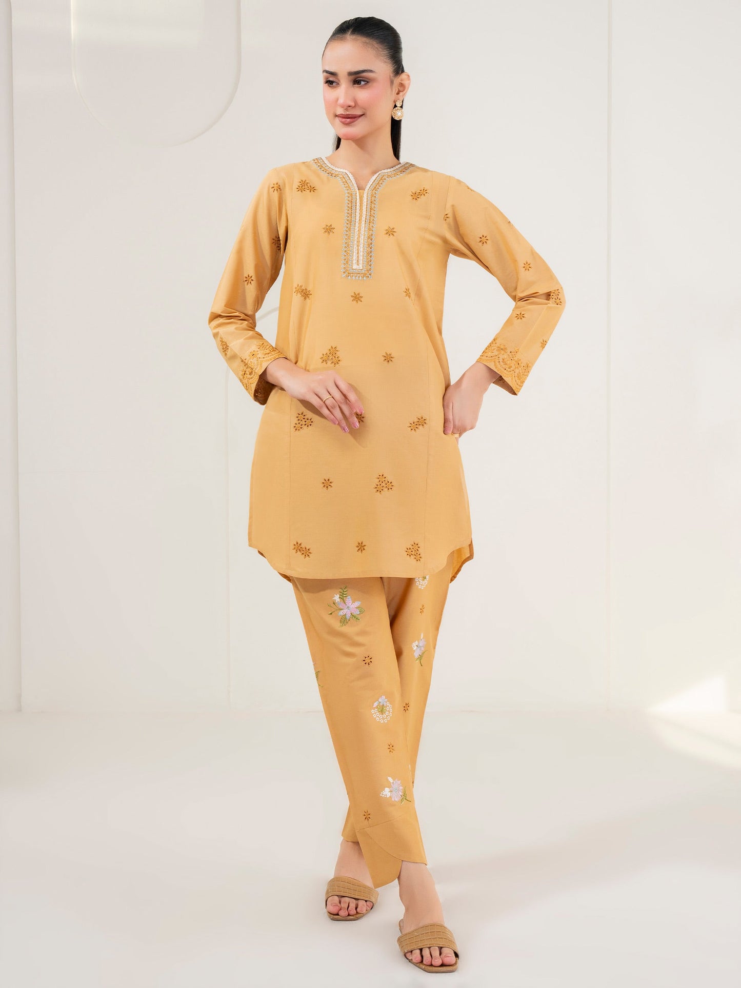 2 Piece Lawn Suit-Embroidered (Pret)