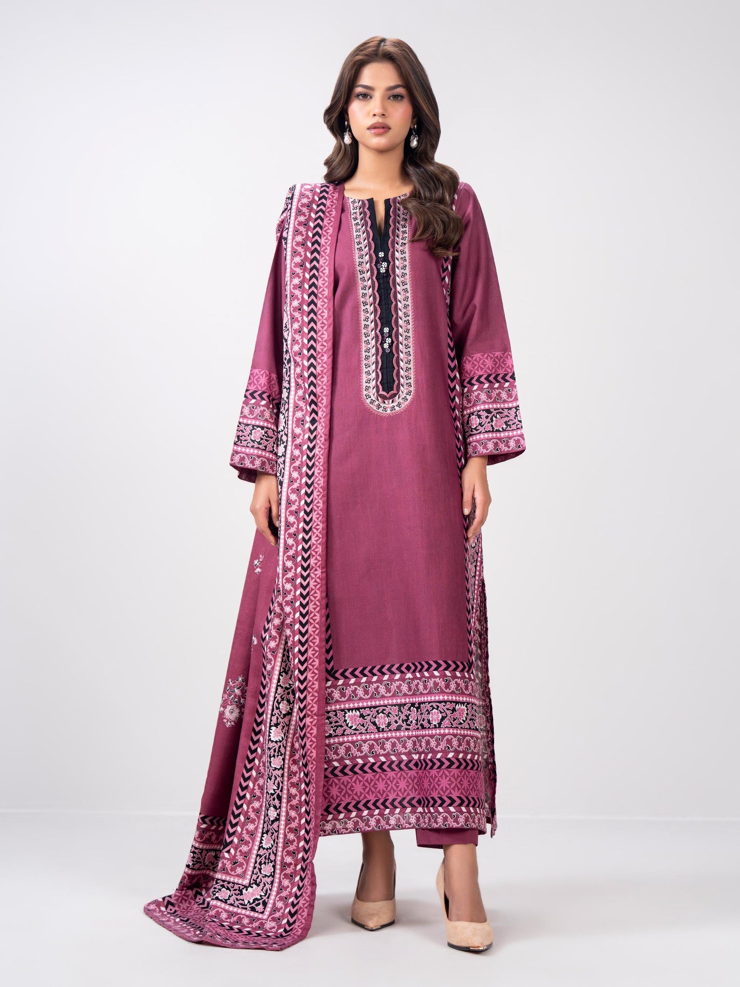 3 Piece Slub Khaddar Suit- Embroidered (Pret)